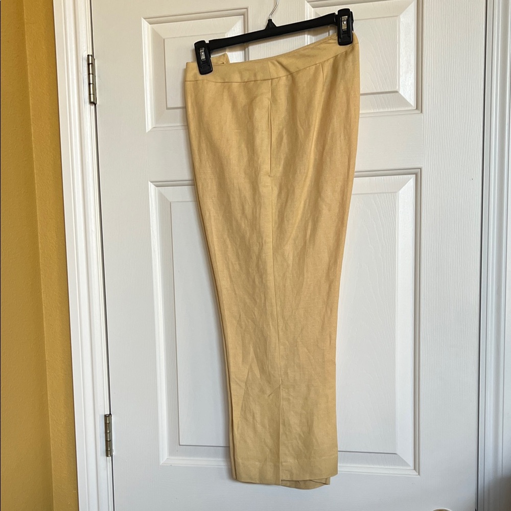 Jennifer & Grace pants NWOT 
( 55% Linen )
( 45% Rayon )